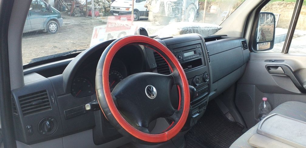 VW бус Crafter .