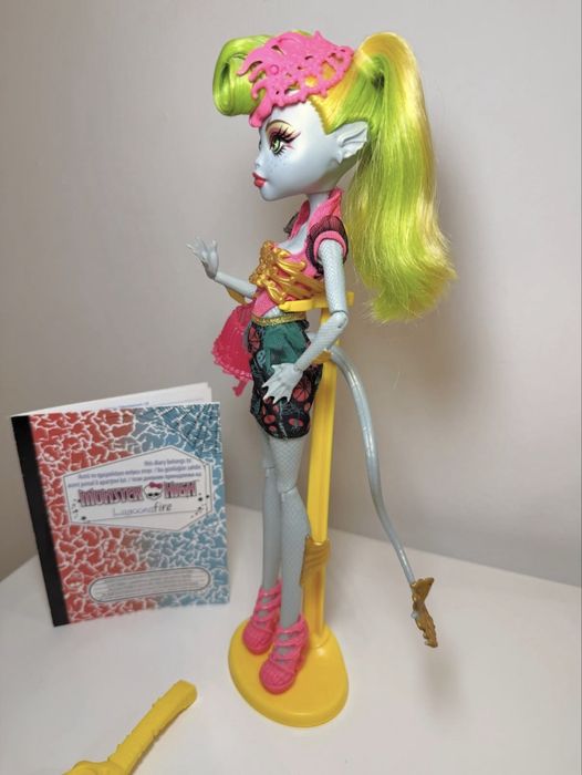 Set 2 papusi Clawvenus si LagoonaFire Freaky Fusion Monster High