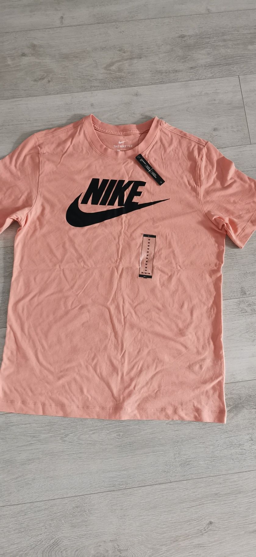 Дамска тениска Nike