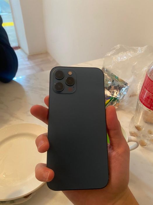 Продам iphone 12 pro max