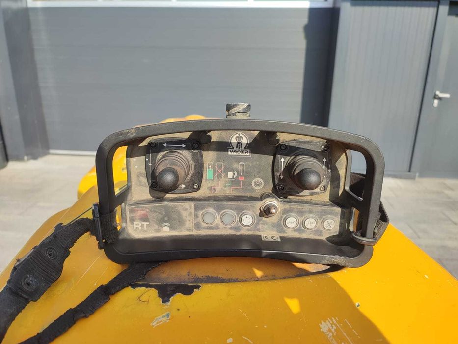 Cilindru vibro-compactor cu telecomanda Wacker Neuson RTK-SC3