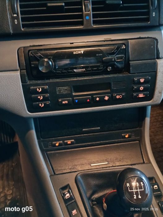 Vind BMW an fabricație 2002