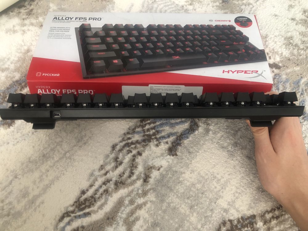 Клавиатура Hyperx alloy fps pro