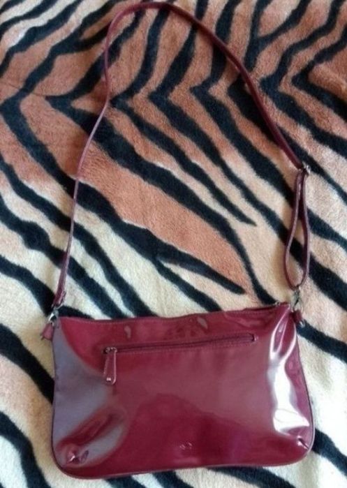 Geanta carpisa noua dama