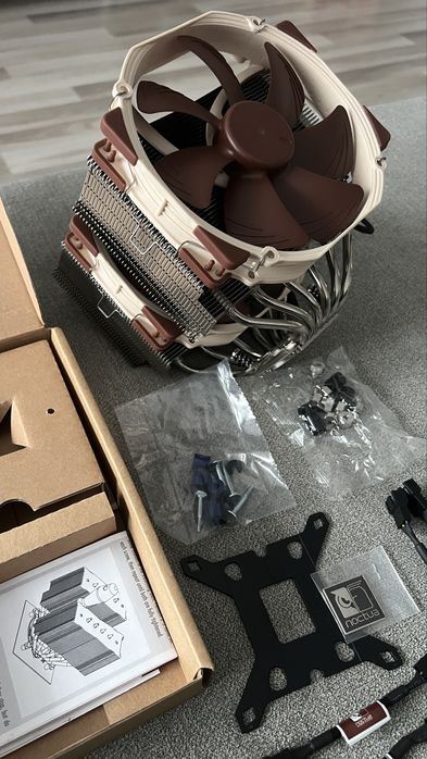 Cooler Noctua NH-D15 cu toate accesoriile si prinderile