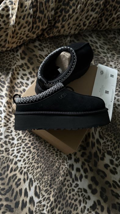 Ugg Tazz Negrii