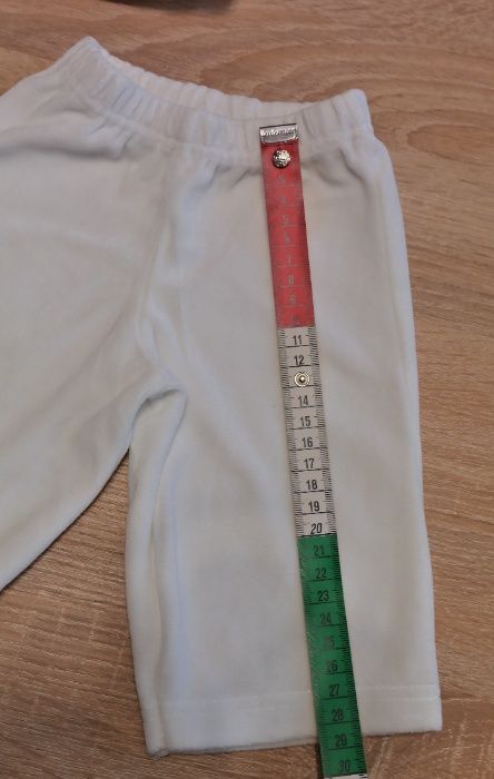 Vand costumas alb pentru botez baieti,marime 62cm