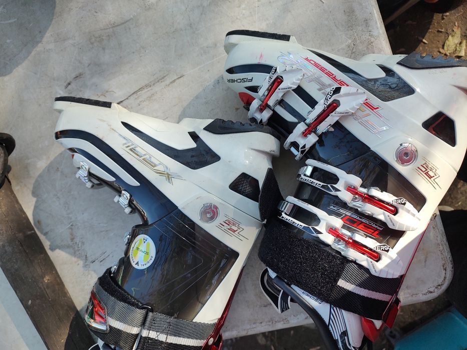 Ски обувки Фишер