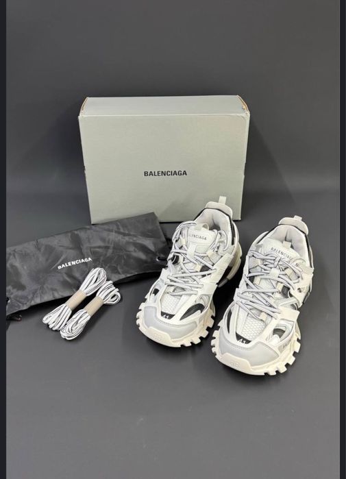 Balenciaga Track