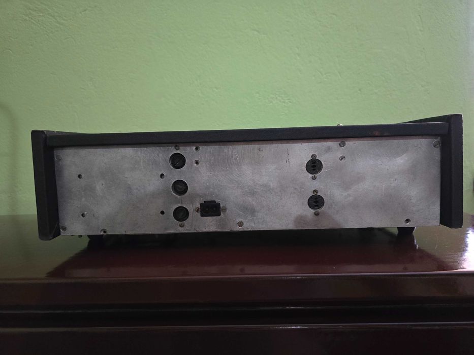 Усилвател с тонколони