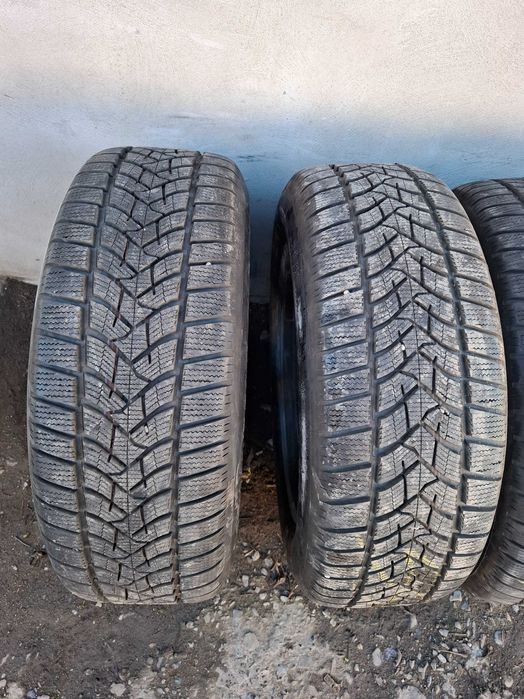 Set 4 anvelope Dunlop Winter Sport 5 SUV 235 60 R18 ci401