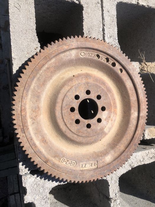 Маховик Ниссан SR 20 обьем 2