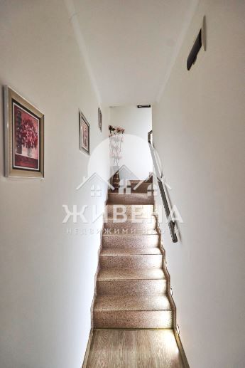 Продавам 3-стаен апартамент / мезонет, Бриз, площ 133 кв.м