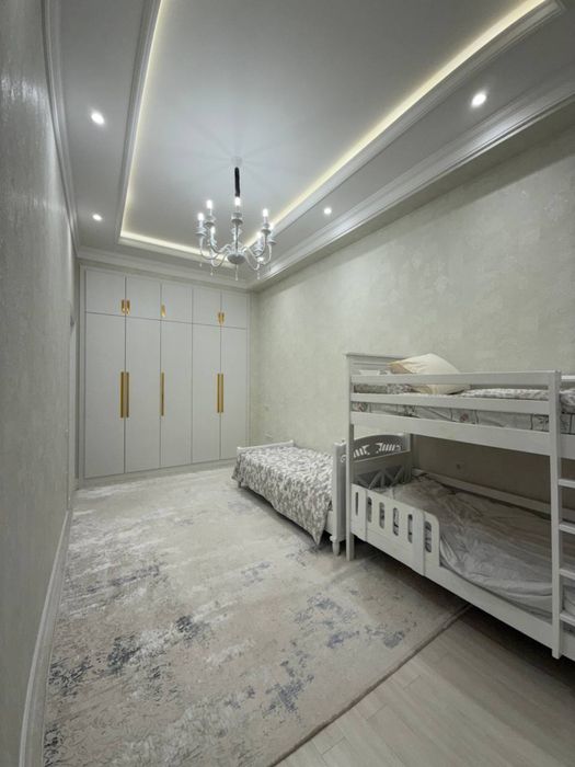 Navastroyka premium kvartira arendaga beriladi