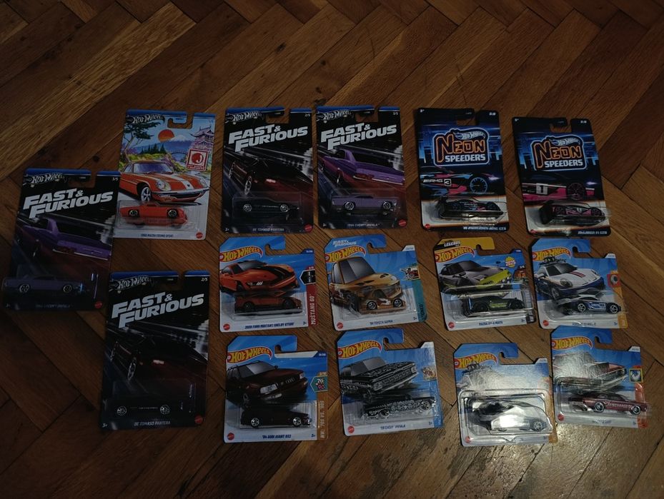 Hot wheels колички