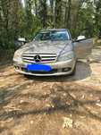Propietar vand Mercedes C class 2008