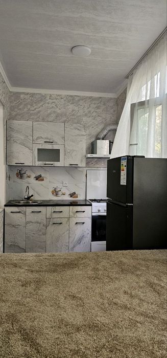 Qoraqamish 2/1. G'alaba bog'i yonida oilaga