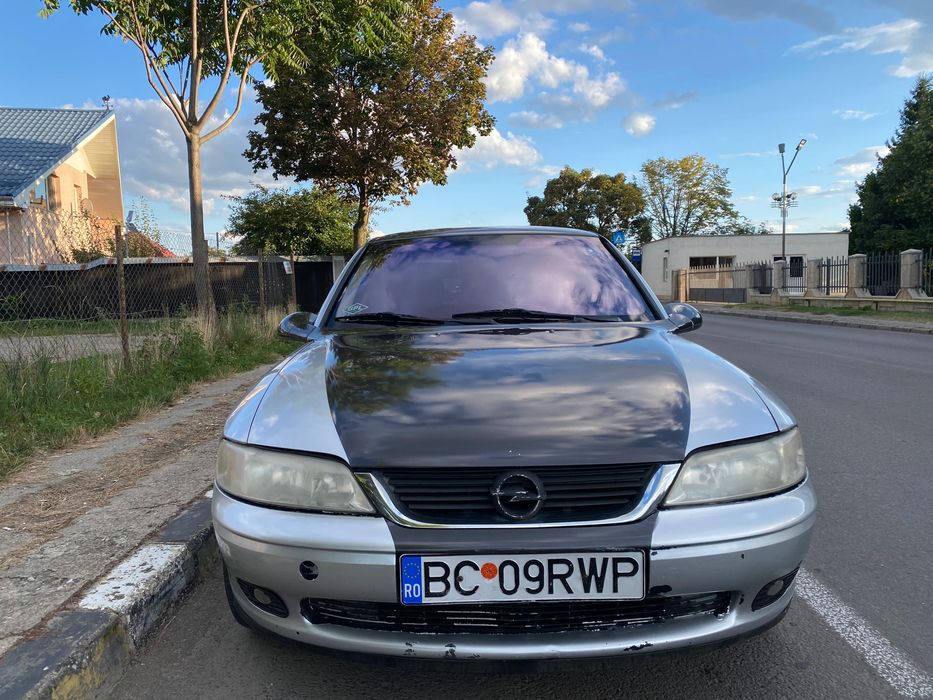 Opel Vectra B – 2001, 1.6 16V Benzină + GPL, nefumători