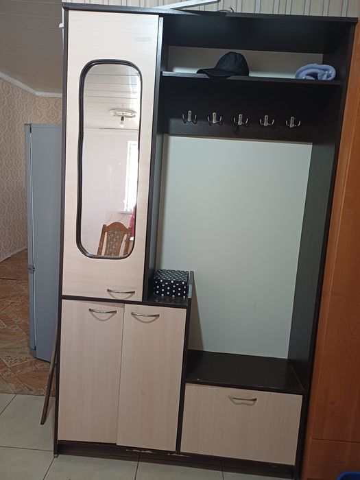 Продам мебель для прихожки