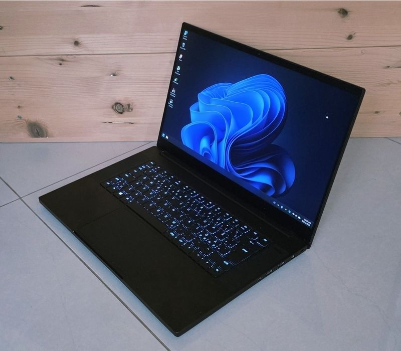 Laptop gaming Razer Blade 15 Advanced 2018 i7 8750 GTX 1060 6GB NVMe 5