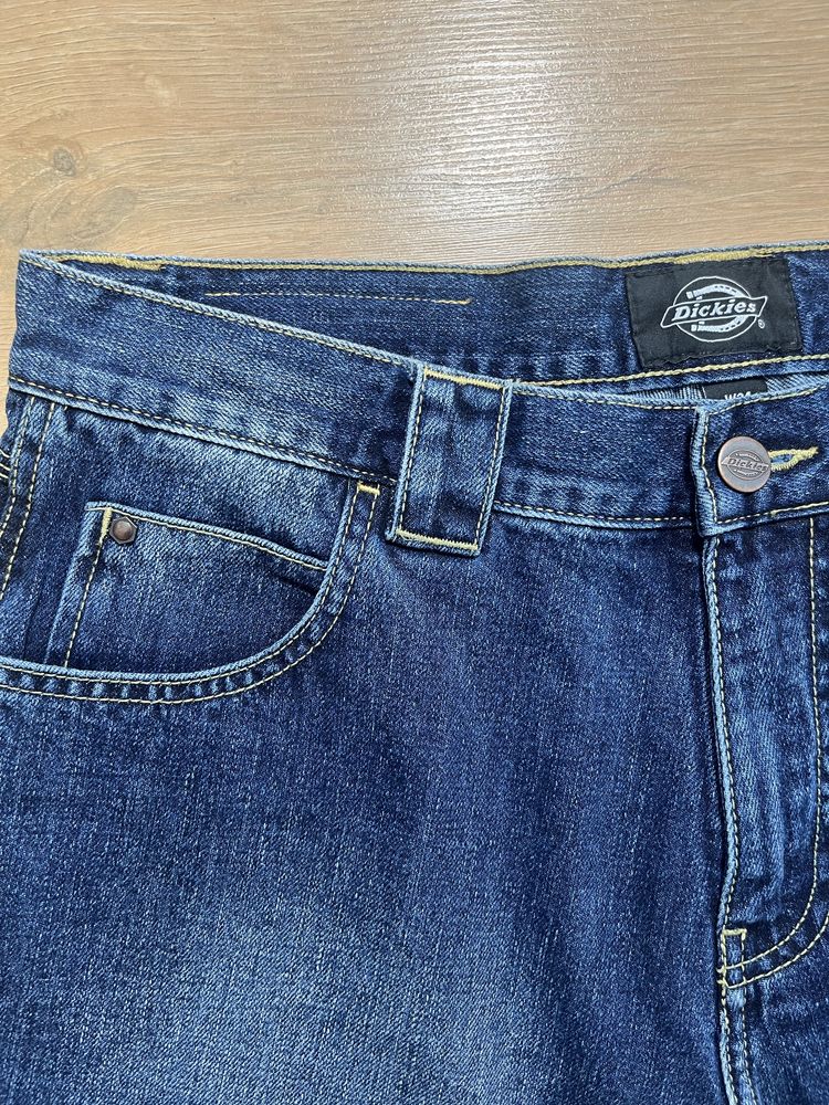 Dickies,Carhartt къси панталони размер 34