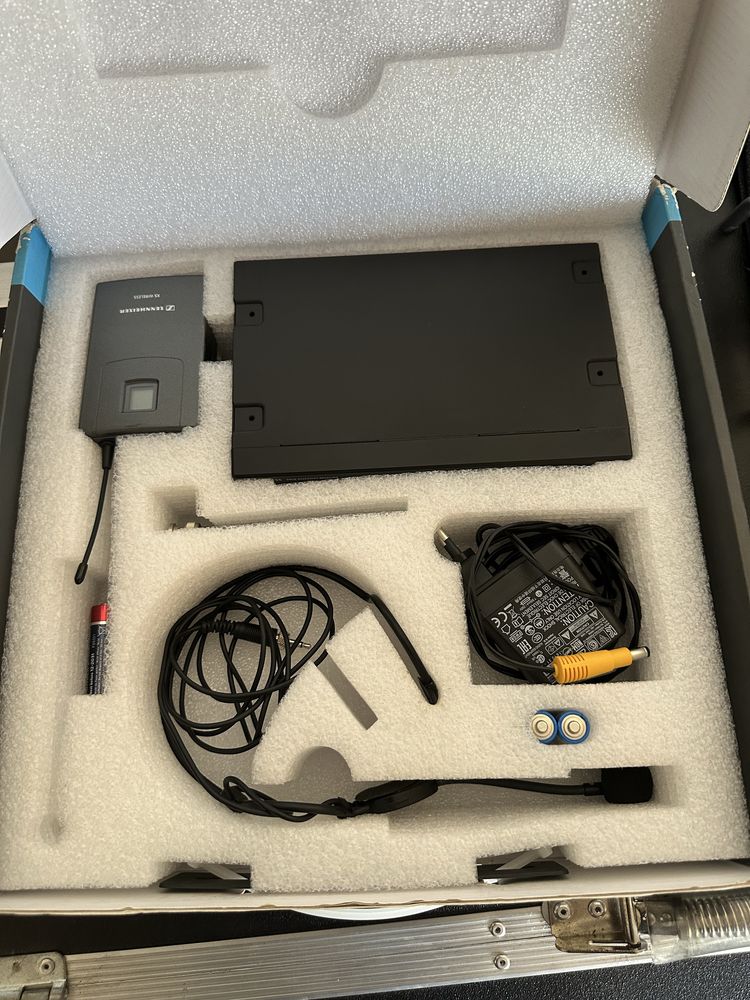 Sennheiser XSW 52-E, 821-832/863-865MHz Headset Set