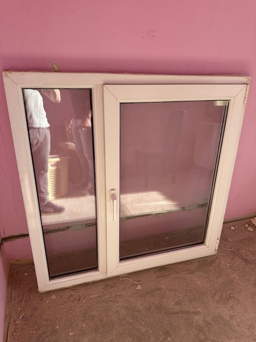 Geam termopan 118x 118 in stare foarte buna