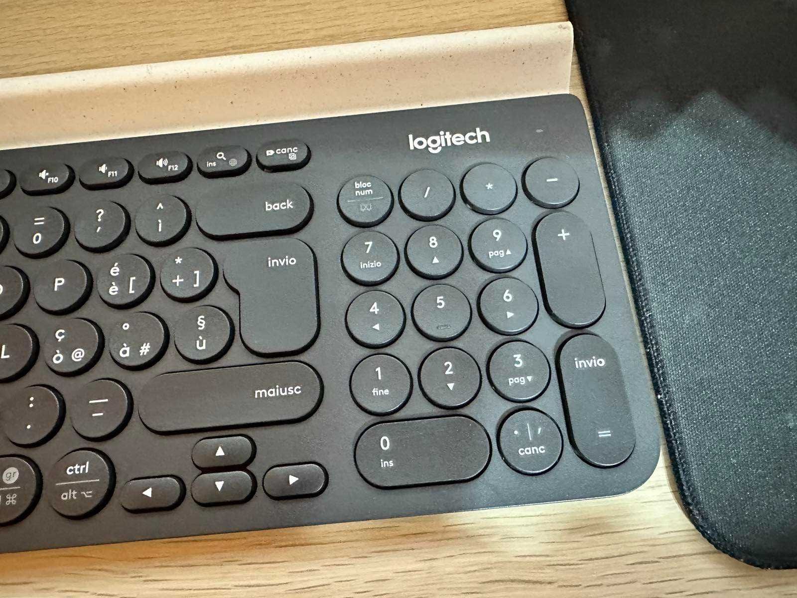 Клавиатура Logitech K780, безжична, черна, Bluetooth и донгъл