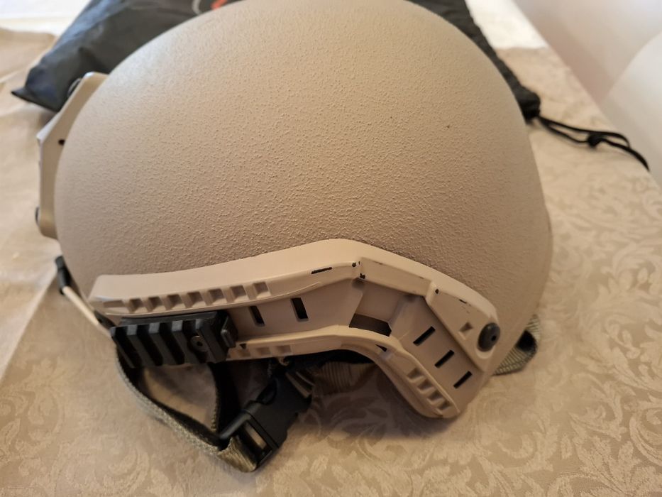 Каска(балистична каска)Ballistic Helmet,-United Shield  International