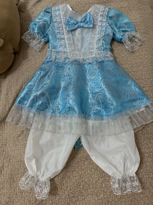 Пролам нарядние платья