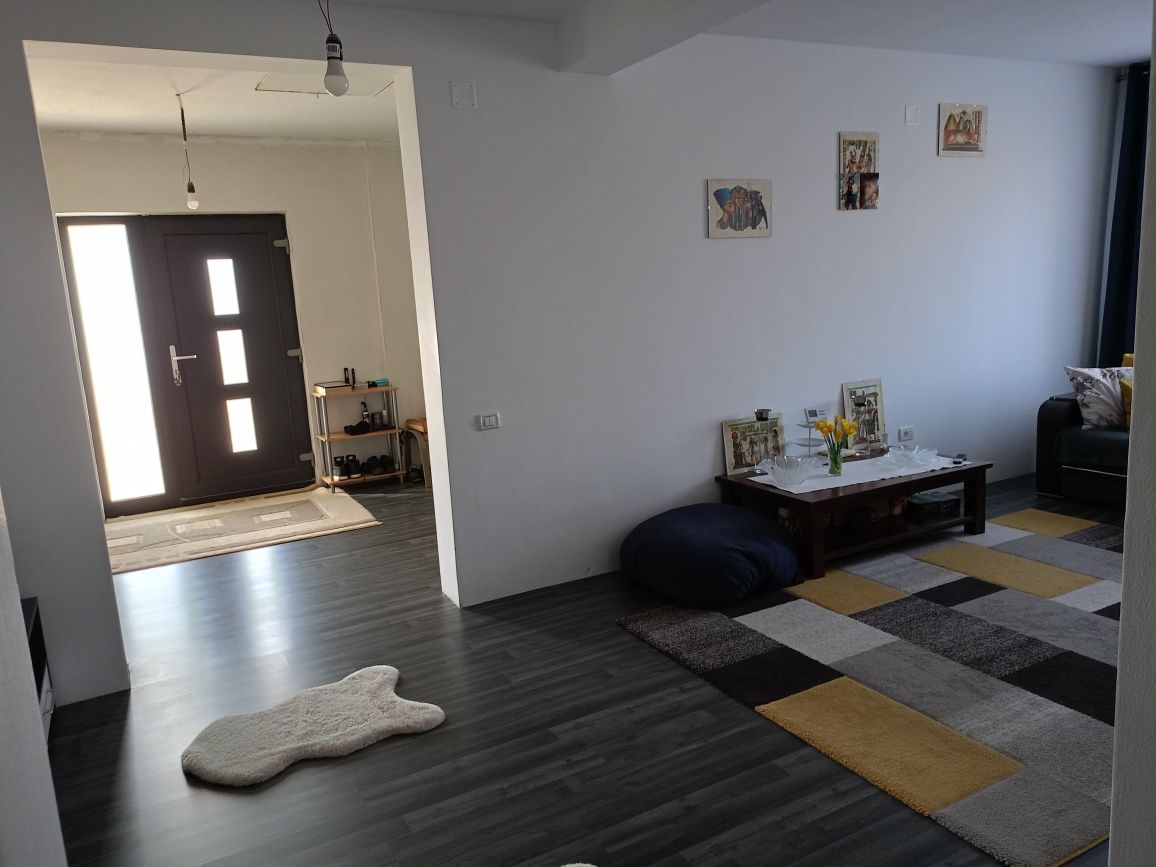 Casa 4 camere Fughiu cartier MiniParadis