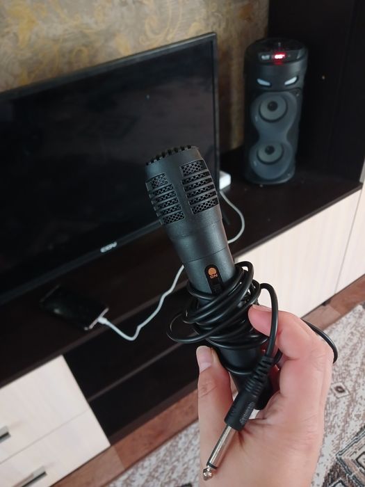 Продам микрофон новый