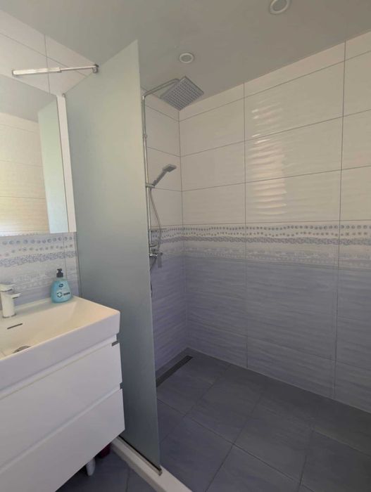 Продавам къща до сп. Марек