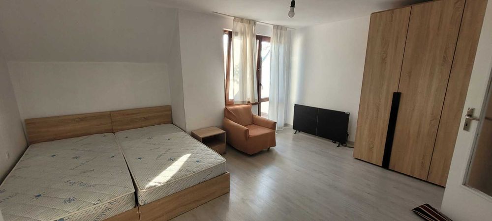Продава се Тристаен апартамент в Бургас, Възраждане - 131 кв.м за 1180 €/кв.м - Снимка #9