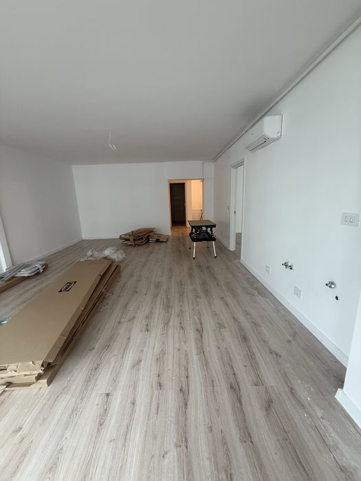 Inchiriez ap 83,73 mp utili , ideal pt birouri, salon sau locuinta