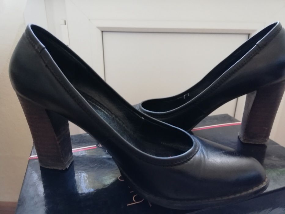 Туфли кожаные размер 38