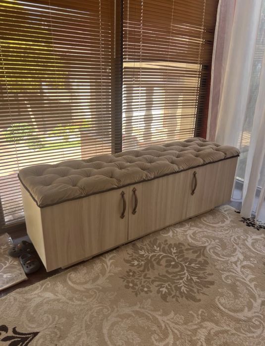 Продам тумбочку для обуви