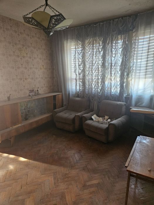 Продава се Двустаен апартамент в Плевен, 9-ти квартал - 65 кв.м за 1739 €/кв.м - Снимка #5