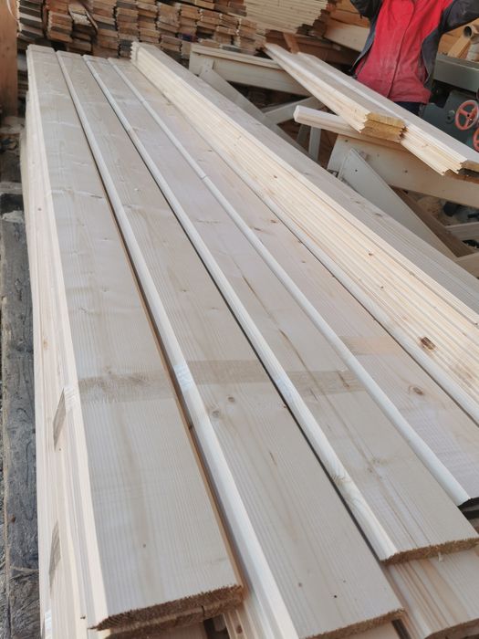 Lambriuri din lemn, dușumele, riflaje, și accesorii, stocuri permanent