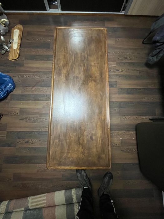 Vând mobila și lustre