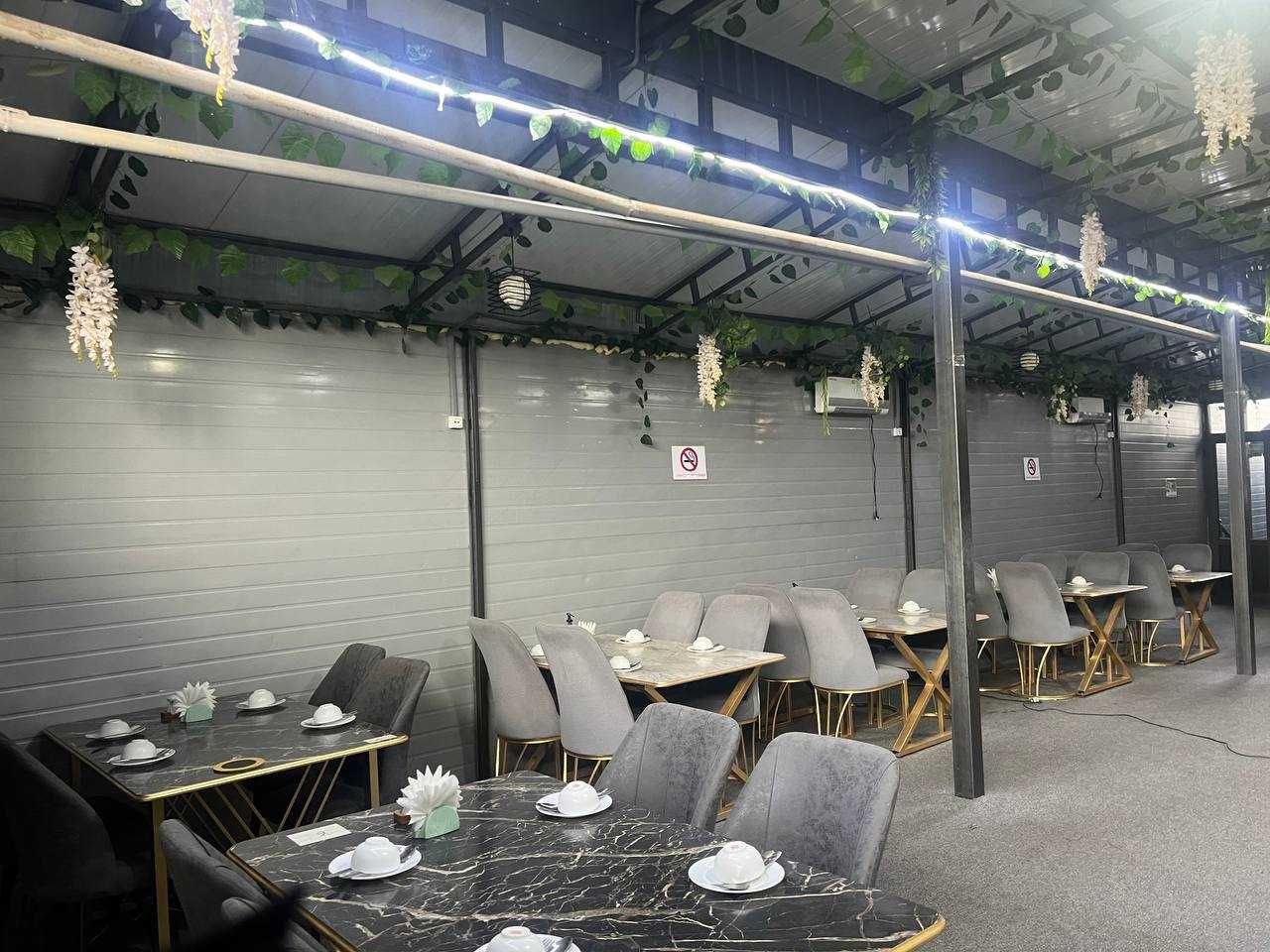 Kafe. Ichida barcha uskunalari bilan arendaga beriladi.