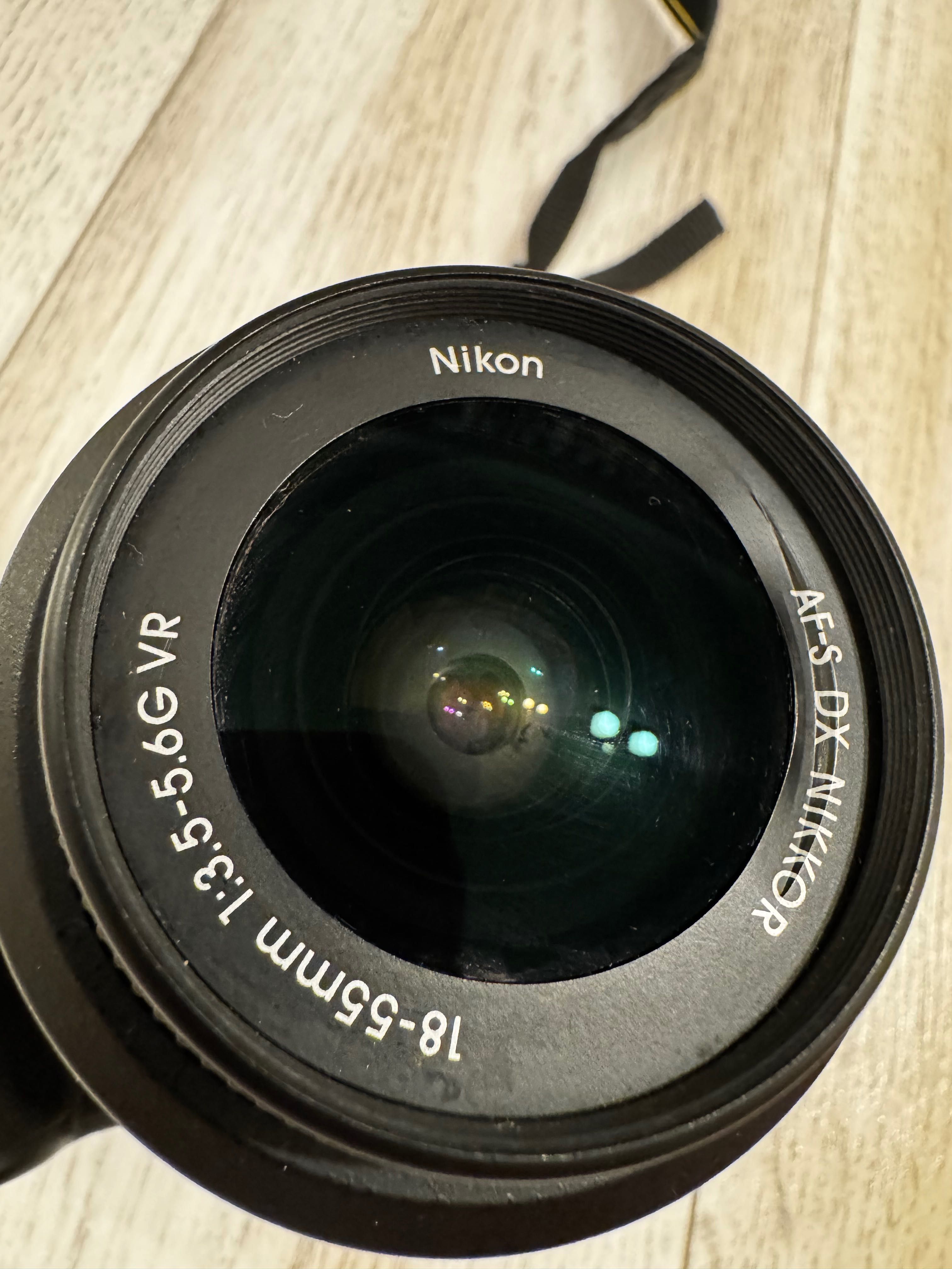 NIKON D3100 kit with Nikkor AF-S 18-55mm lens, original charger+bag