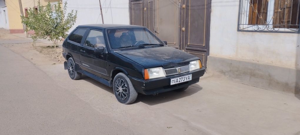 Lada samara sotiladi