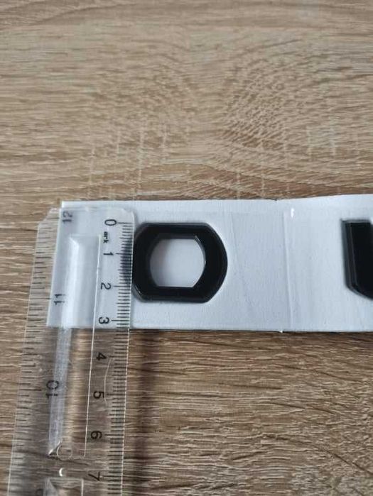 черен надпис Mitsubishi OUTLANDER