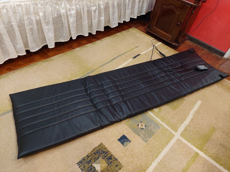 Луксозен вибромасажор.