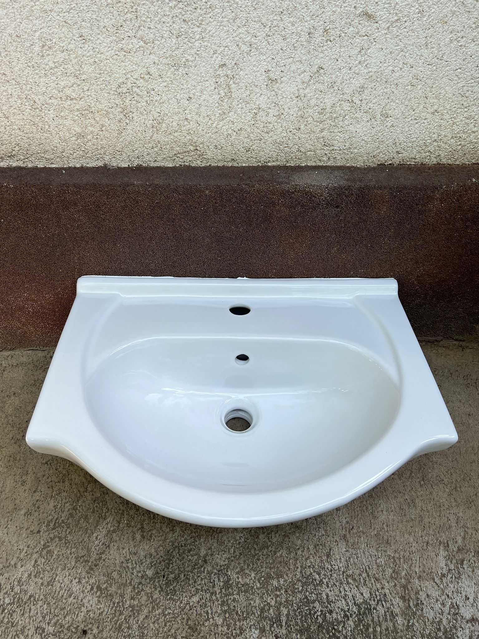 Chiuveta Cersanit 55 cm pentru baie