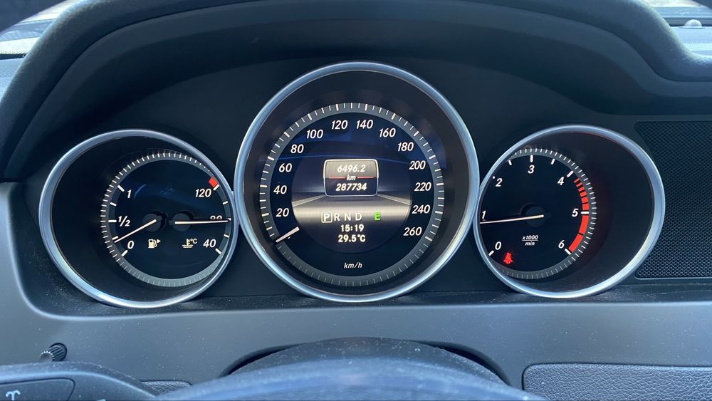 Mercedes Benz C200