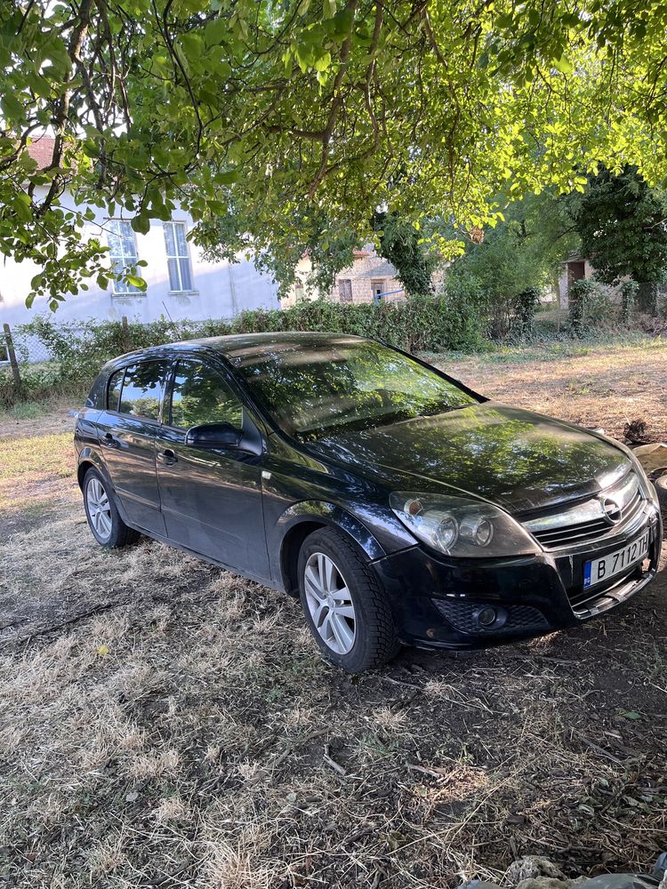 Opel Astra 2007 Hatchback за части