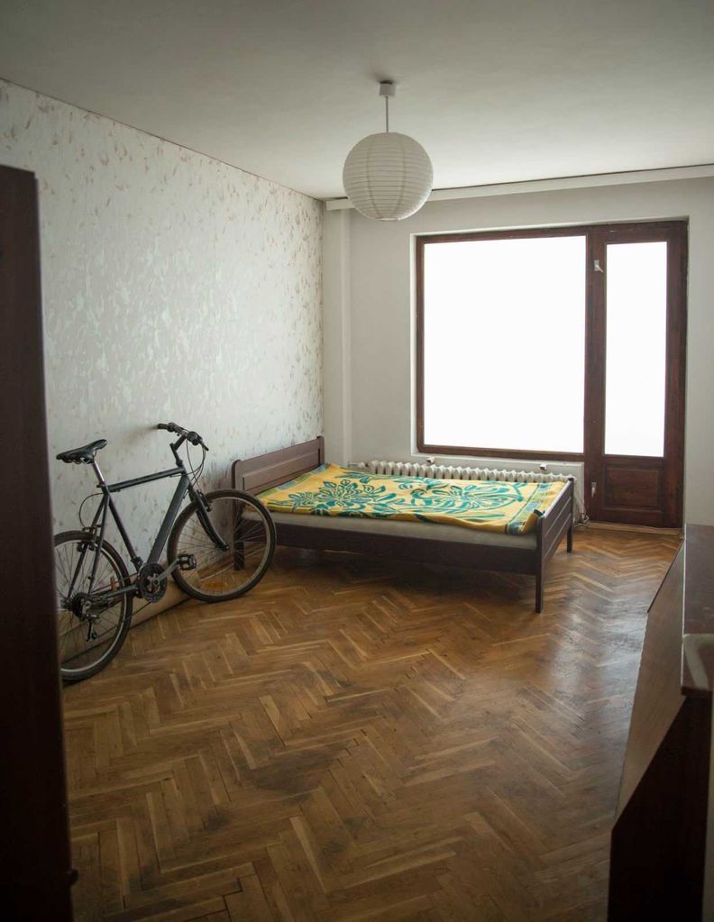 Продава се Четиристаен апартамент в София, Стрелбище - 165 кв.м за 2213 €/кв.м - Снимка #2