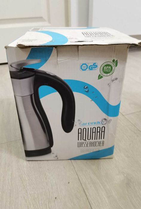 Fierbător apa electric